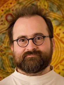 Der Hintergrund wirkt etwas indisch-esoterisch-spirituell ... (Ist definitiv nicht bei mir zu Haus!)